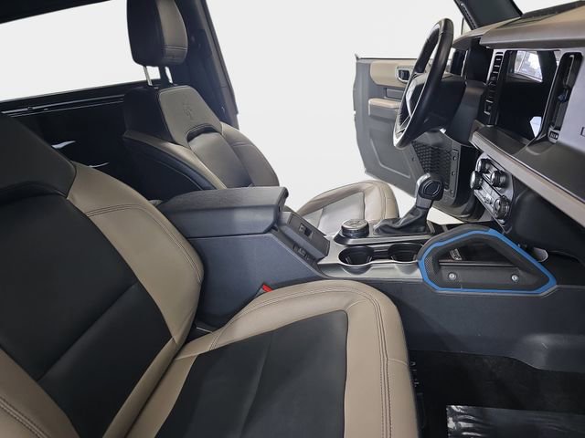 Used 2023 Ford Bronco Wildtrak image 12