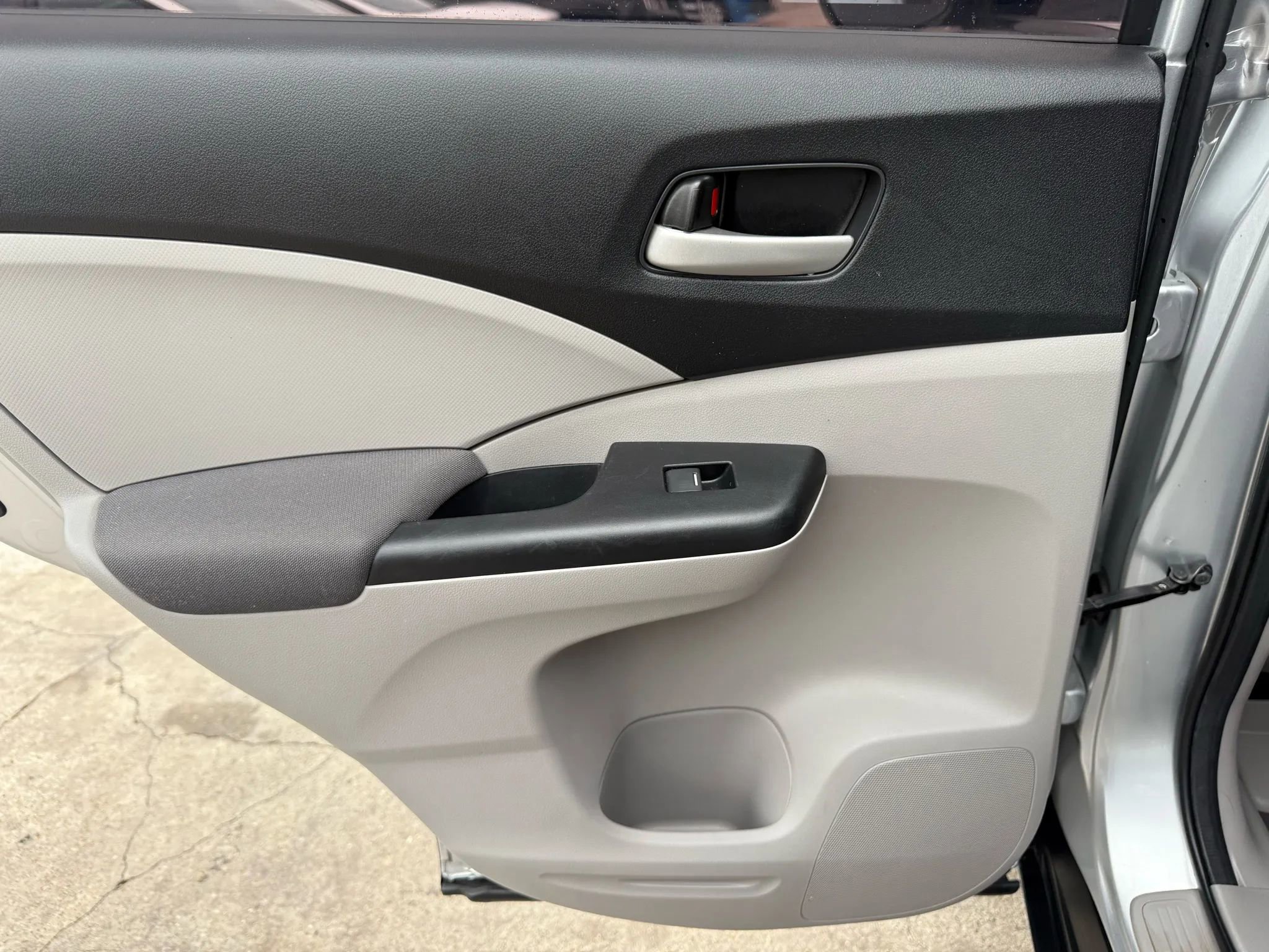 Used 2013 Honda CR-V LX image 20