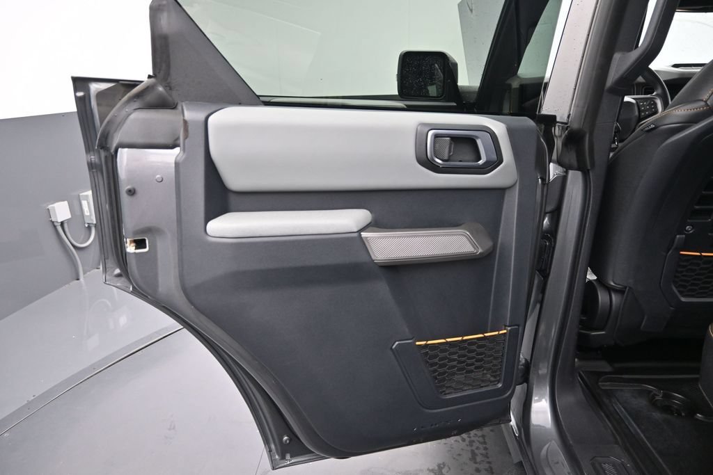 Used 2023 Ford Bronco Badlands w/ Sasquatch Package AWD/4WD image 17