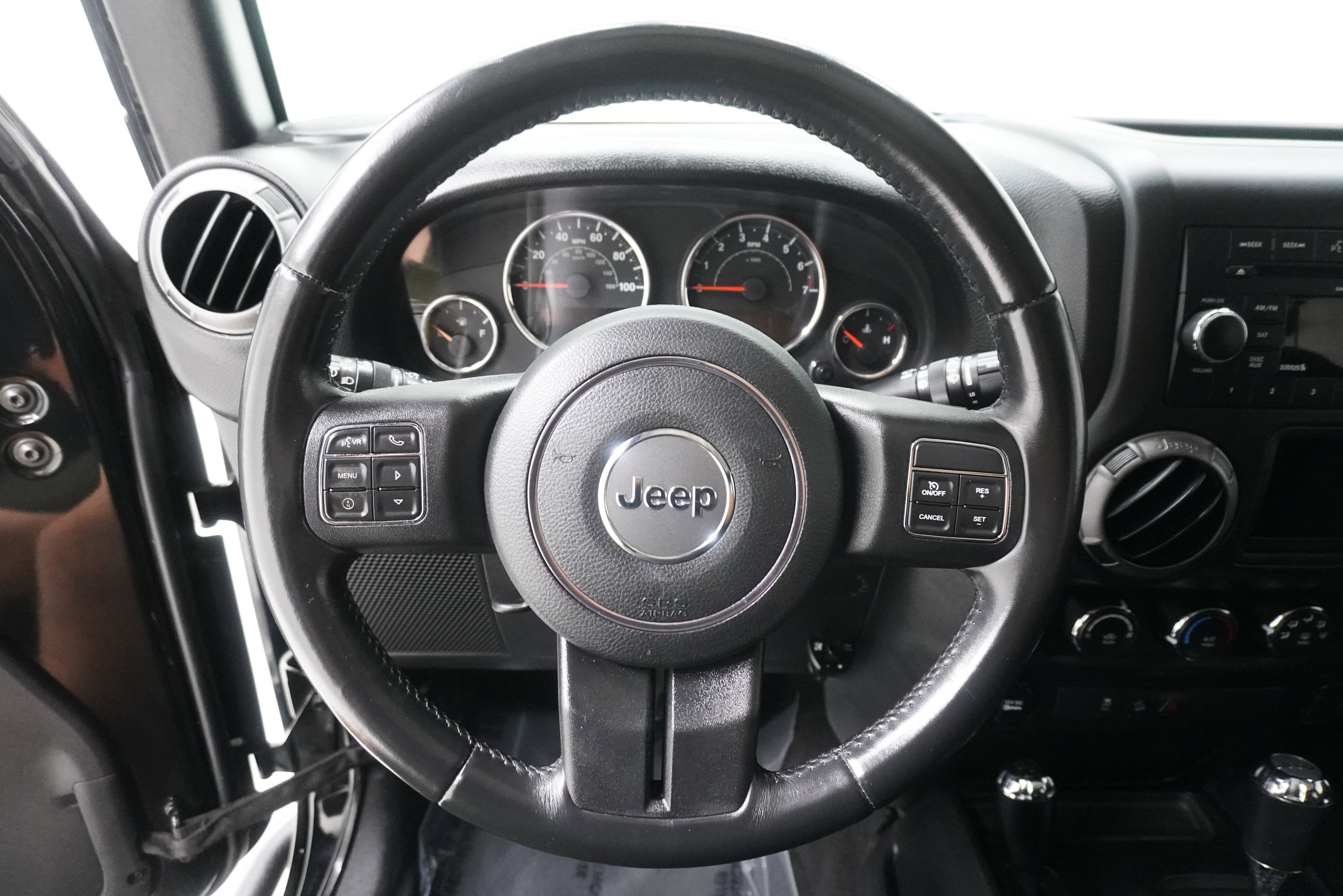 Used 2015 Jeep Wrangler Unlimited Sport w/ Connectivity Group image 17