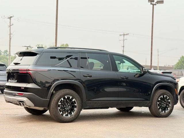 Used 2024 Chevrolet Traverse Z71 w/ Enhanced Driving Package AWD/4WD image 43