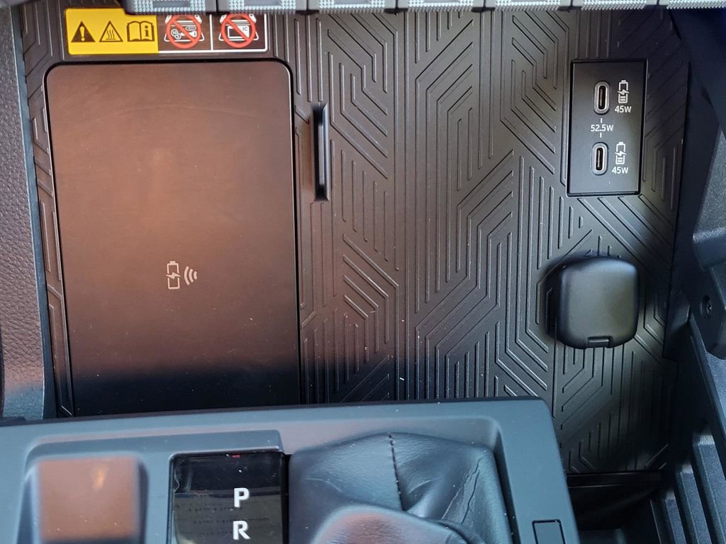 Used 2025 Toyota Tacoma 4x4 Double Cab Hybrid image 27