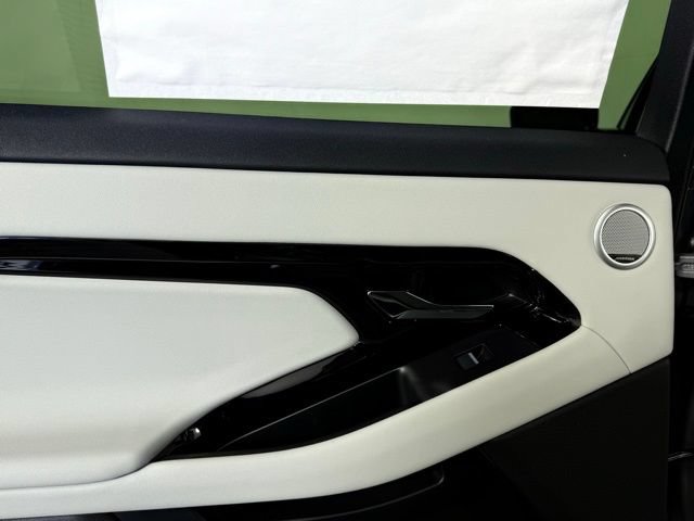Certified 2026 Land Rover Range Rover Evoque S AWD/4WD image 27