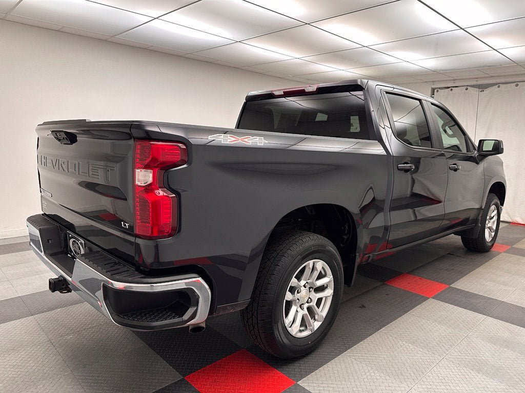 Used 2023 Chevrolet Silverado 1500 LT AWD/4WD image 6