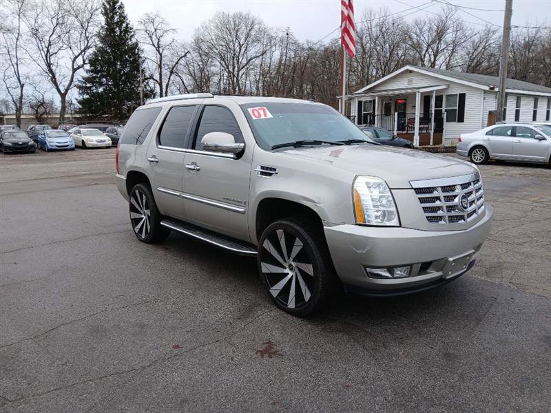 Used 2007 Cadillac Escalade AWD w/ Information Package image 5