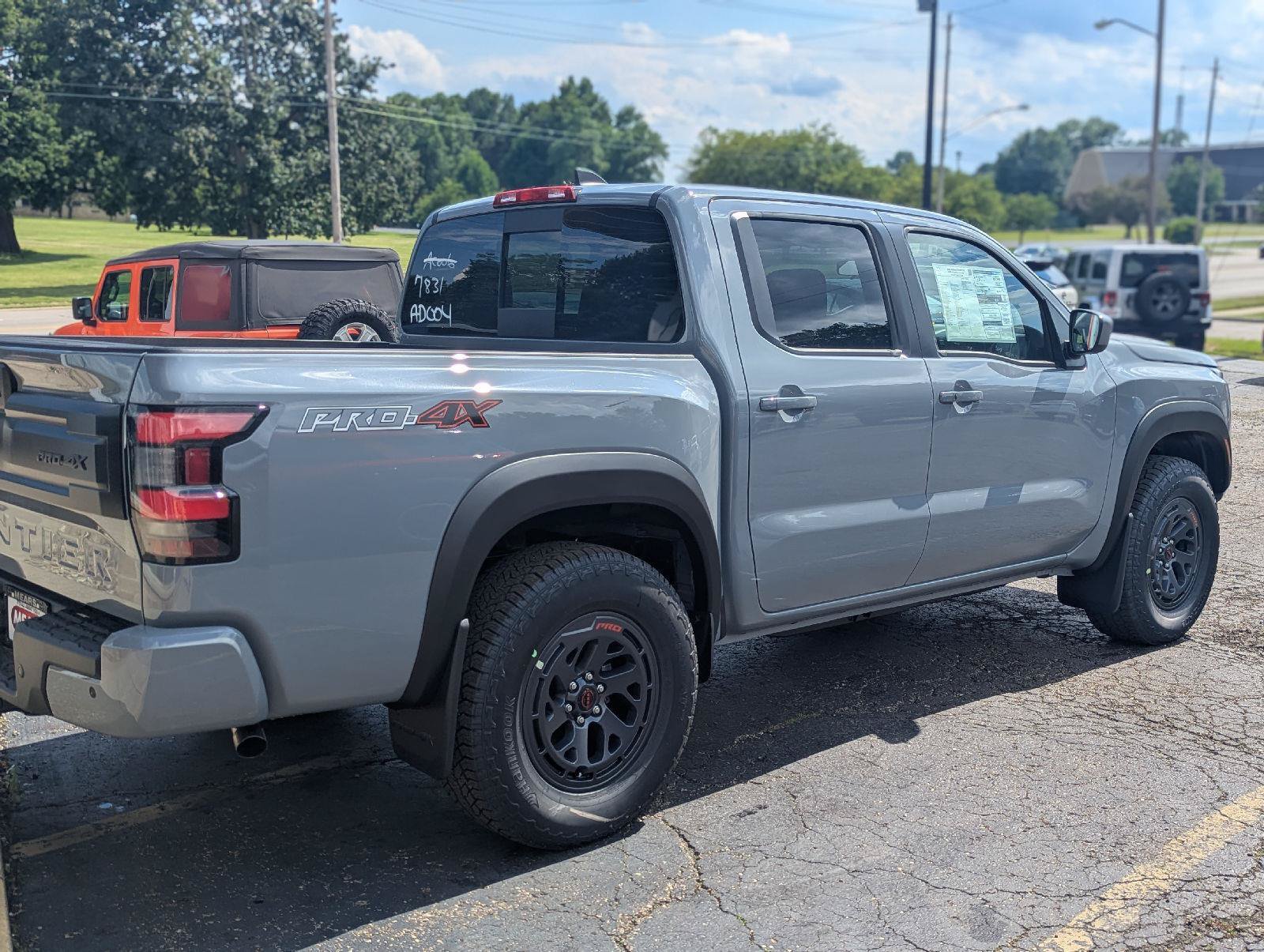New 2026 Nissan Frontier PRO-4X w/ Tow Package AWD/4WD image 9