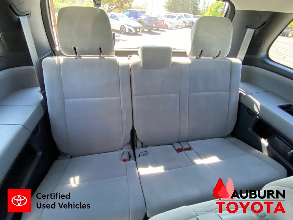 Certified 2021 Toyota Sequoia SR5 AWD/4WD image 21