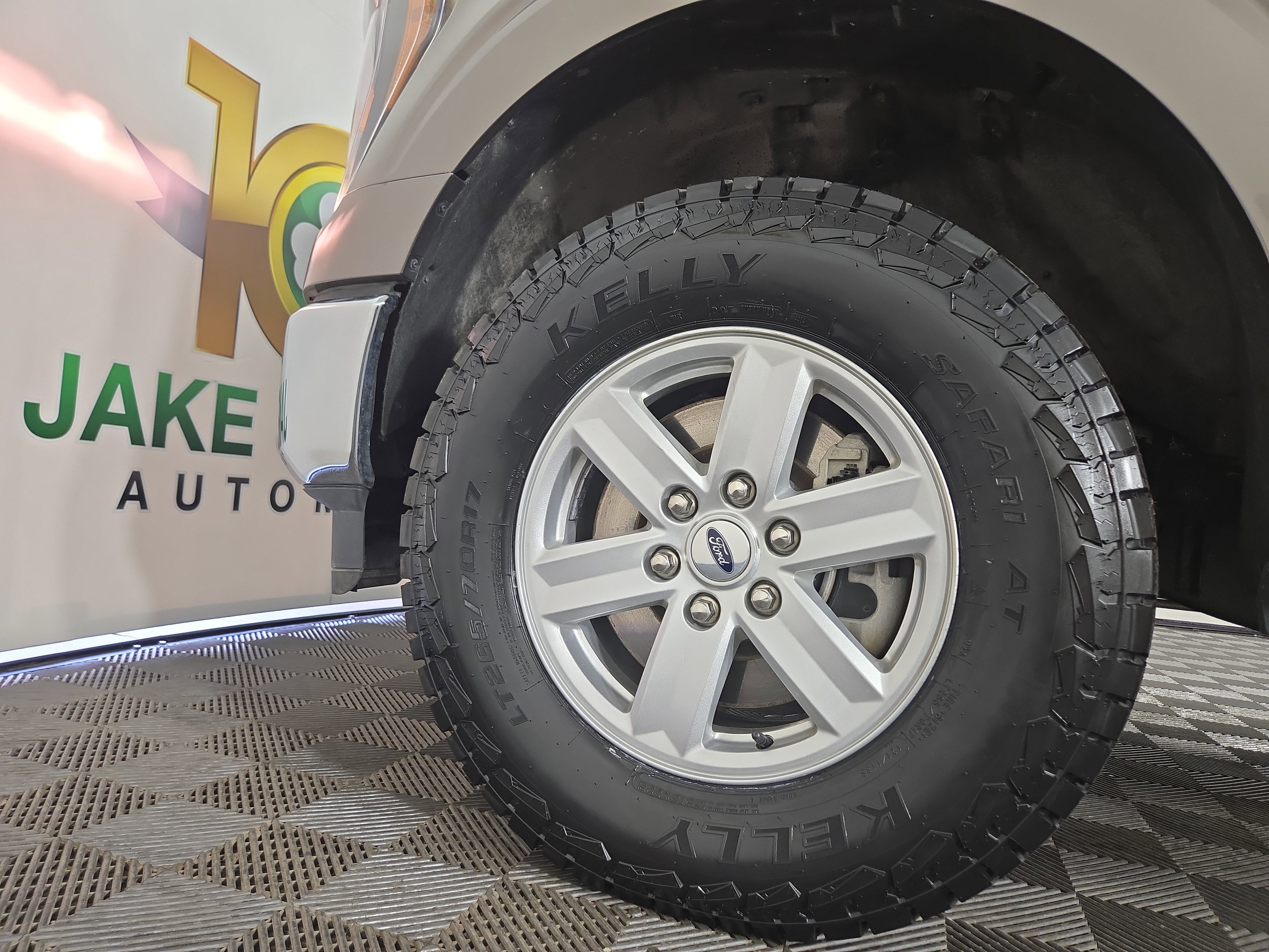 Used 2023 Ford F150 XLT image 33