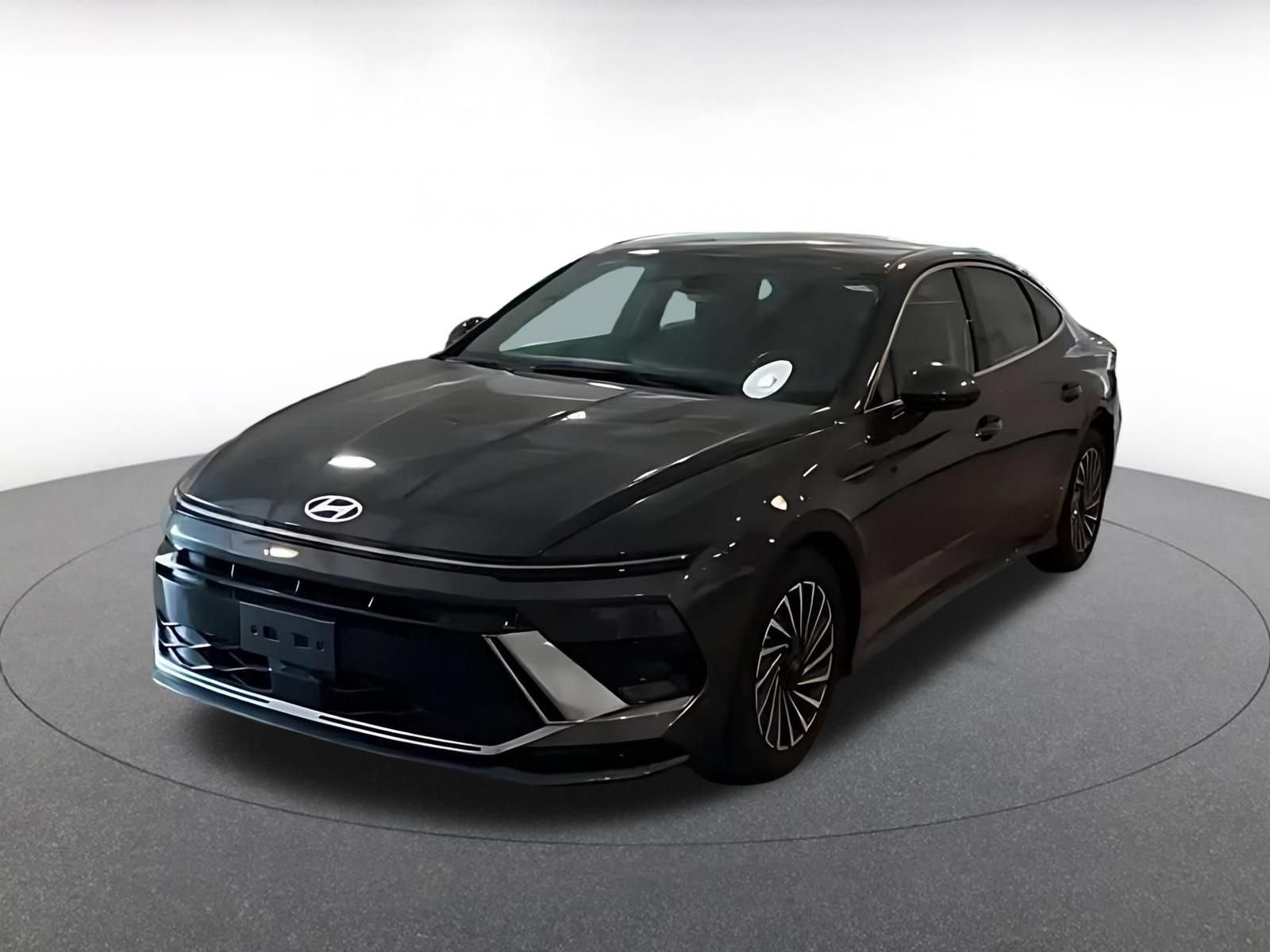 Used 2025 Hyundai Sonata SEL FWD image 3