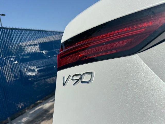 New 2026 Volvo V90 B6 Cross Country Ultra w/ Climate Package image 8