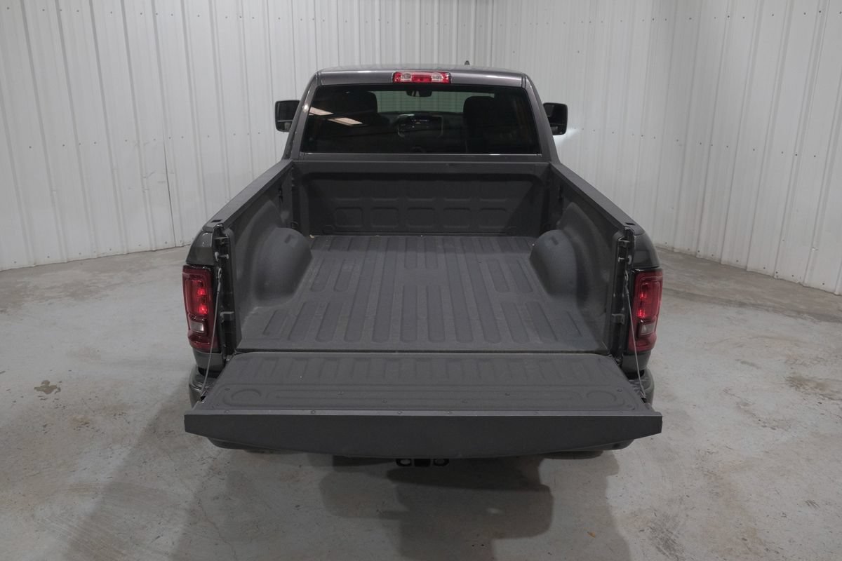 Used 2025 RAM 2500 Big Horn AWD/4WD image 59