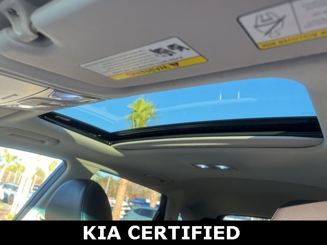 Certified 2022 Kia Niro Touring Special Edition image 25