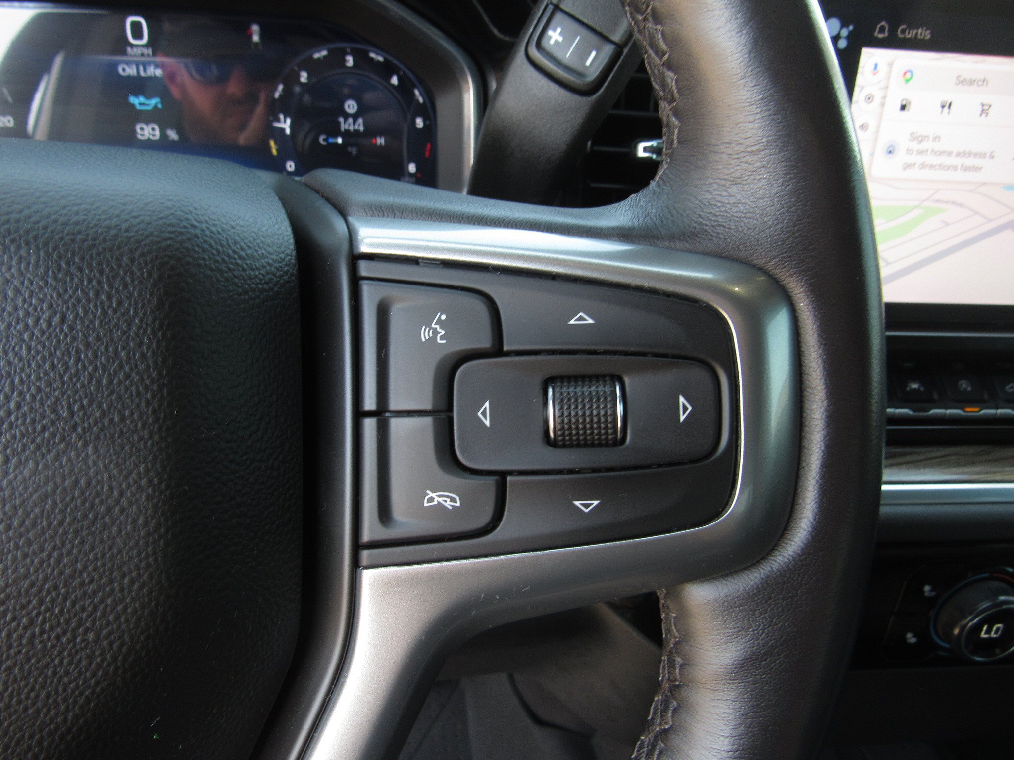 Used 2022 Chevrolet Silverado 1500 LT w/ Z71 Off-Road Package AWD/4WD image 25
