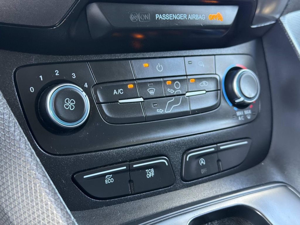 Certified 2023 Ford Transit Connect XLT FWD image 23