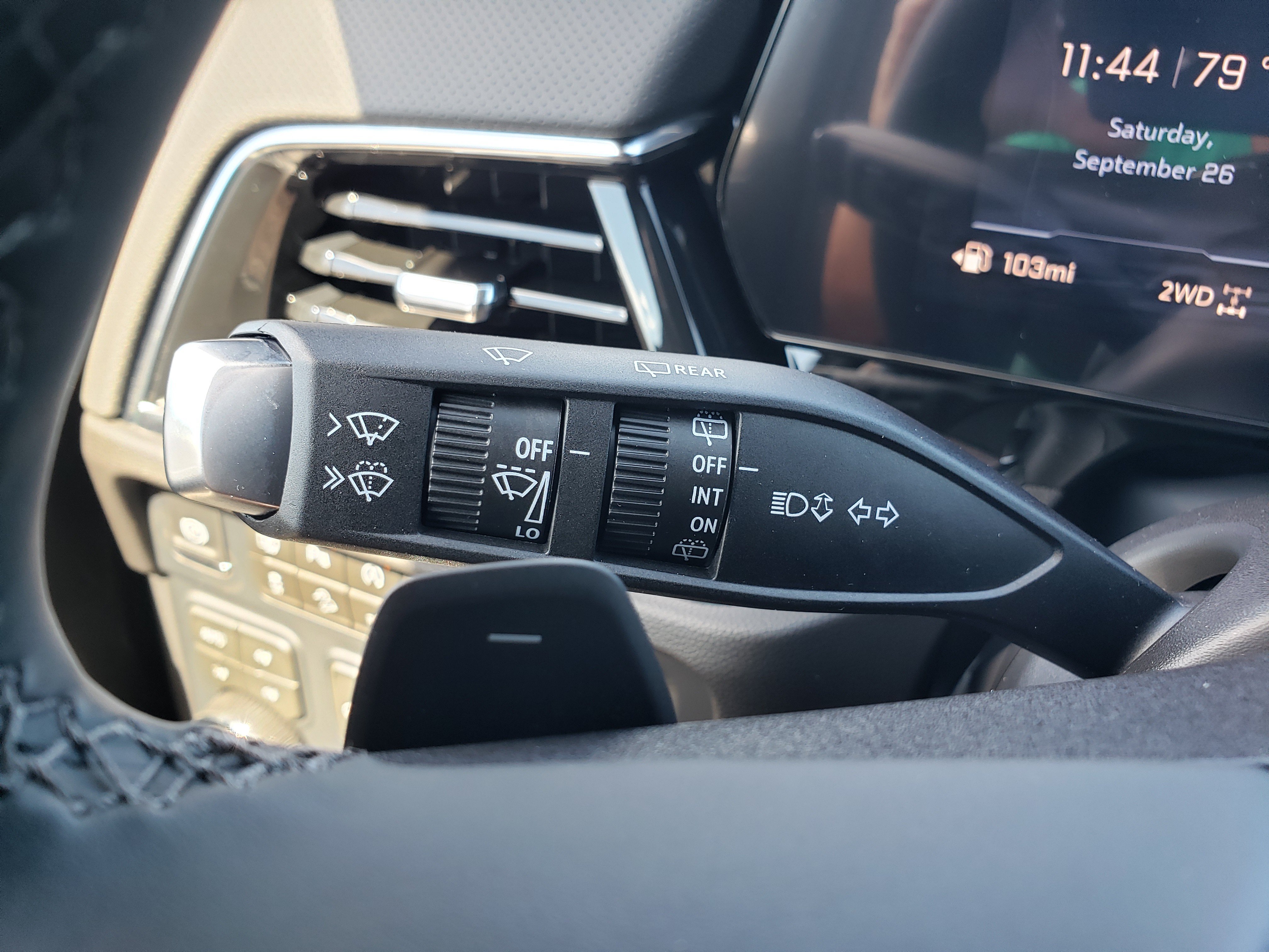 New 2027 Chevrolet Tahoe Premier w/ Advanced Technology Package AWD/4WD image 21