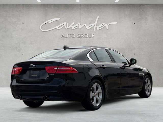 Used 2017 Jaguar XE RWD image 16