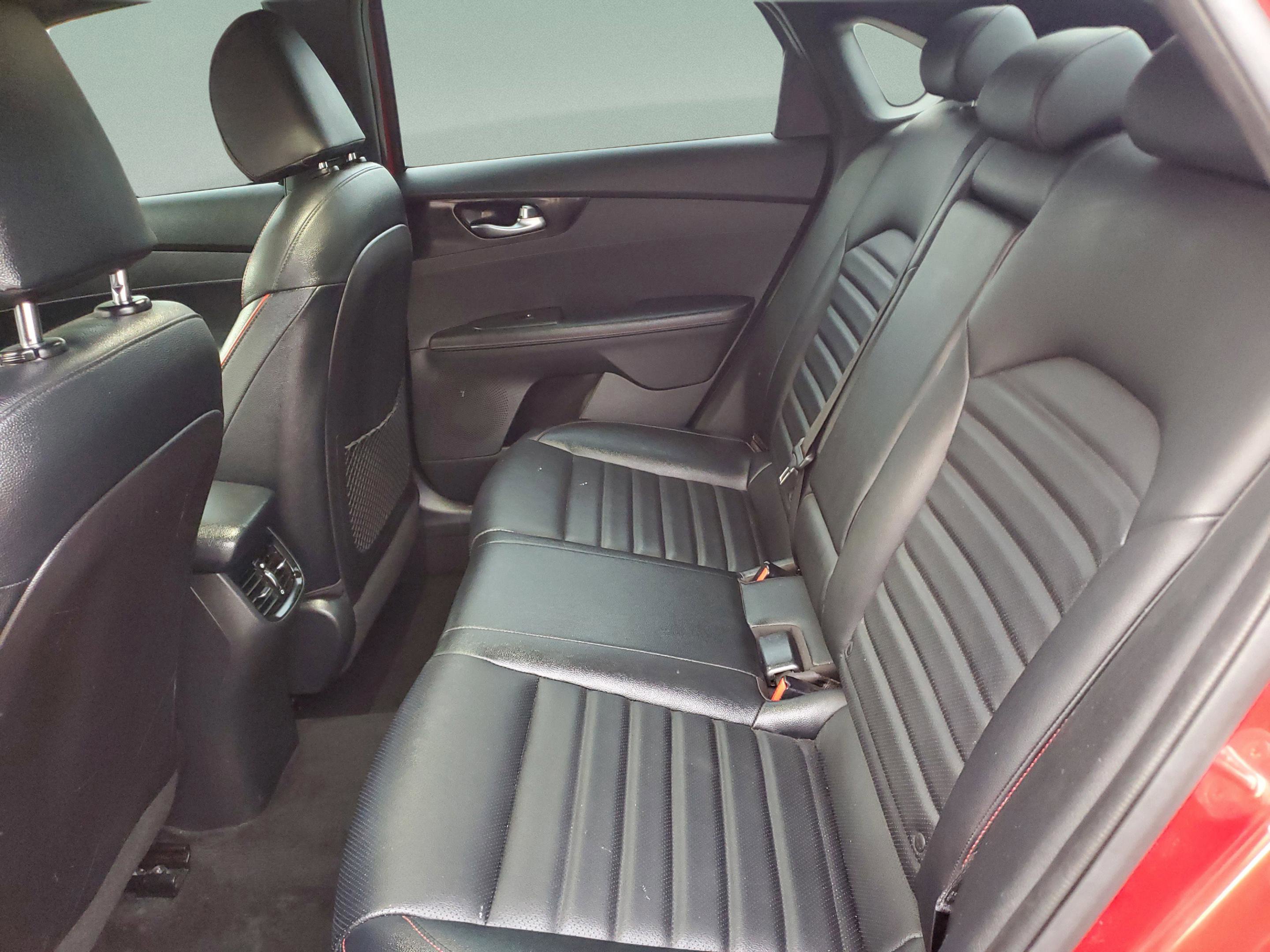 Certified 2021 Kia Forte GT w/ GT2 Package FWD image 7