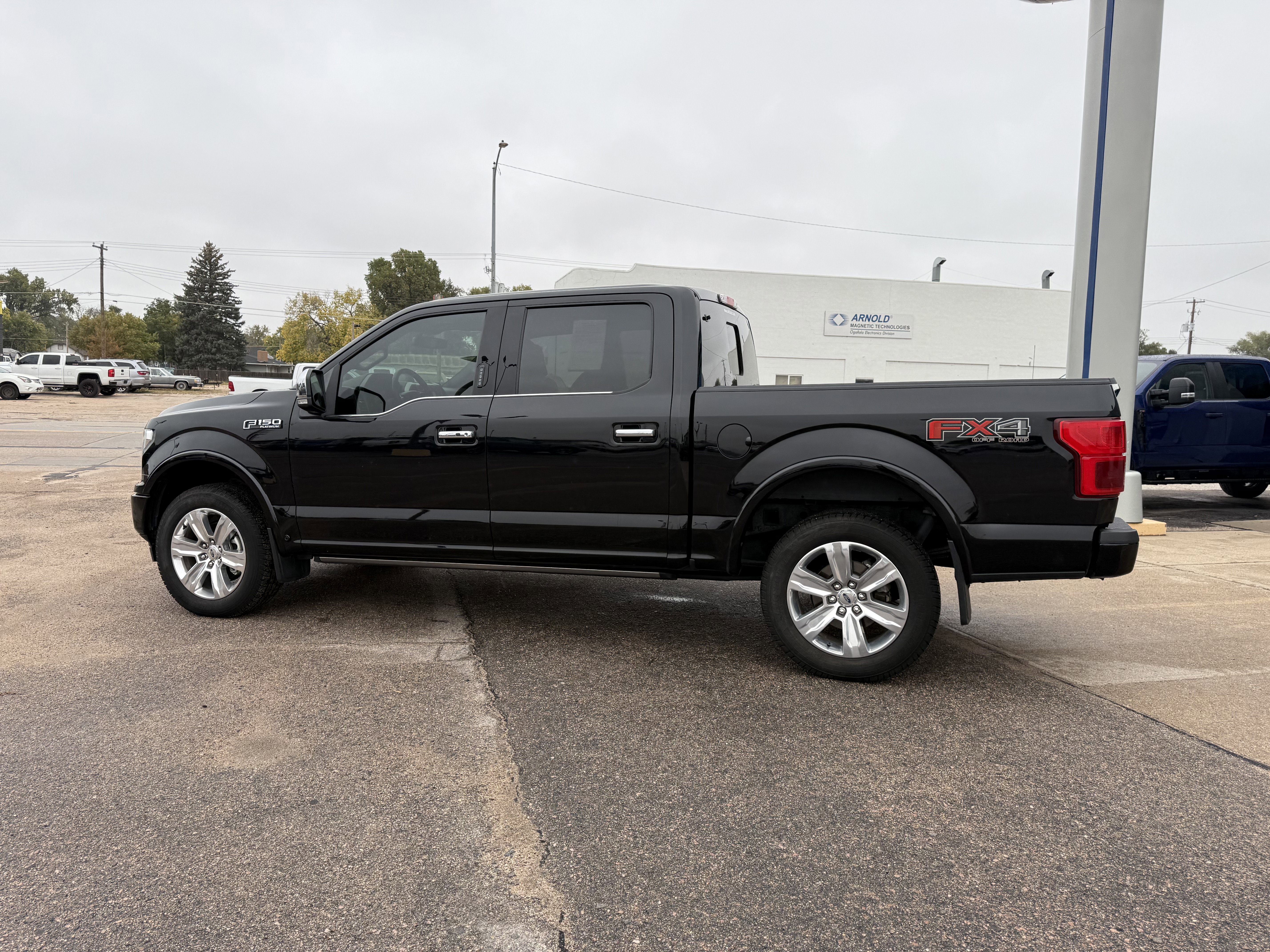 Used 2019 Ford F150 Platinum w/ Equipment Group 701A Luxury image 10