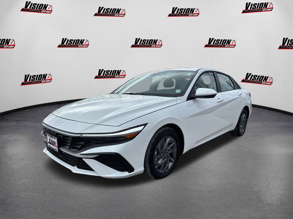 New 2025 Hyundai Elantra Blue image 1