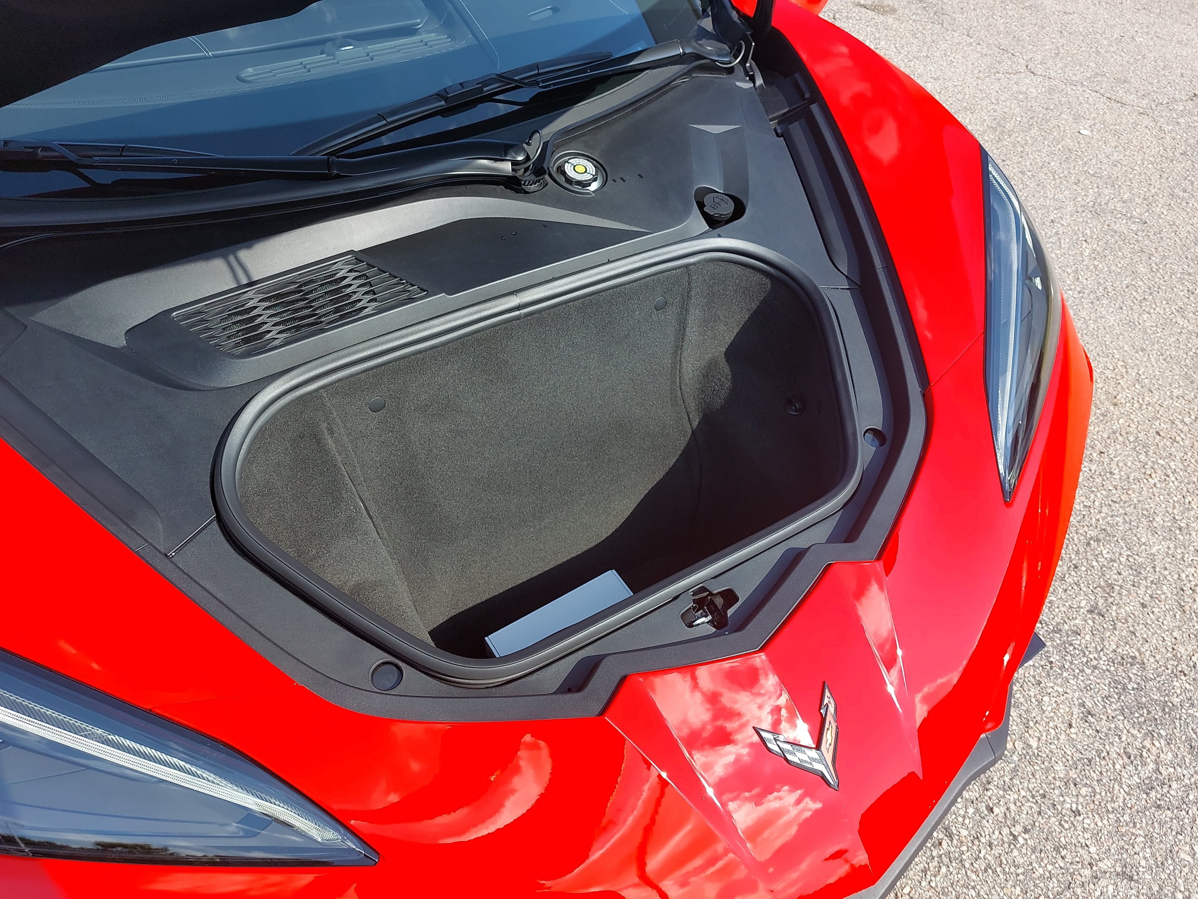 Used 2026 Chevrolet Corvette Stingray Coupe w/ Battery Protection Package RWD image 11
