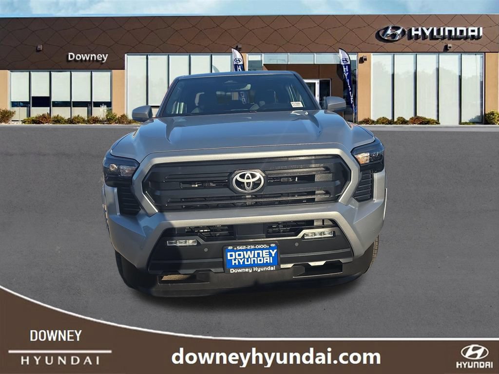 Used 2024 Toyota Tacoma SR5 w/ SR5 Upgrade Package AWD/4WD image 8
