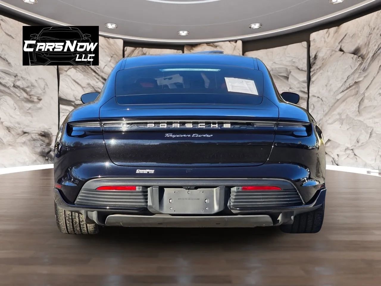 Used 2020 Porsche Taycan image 5