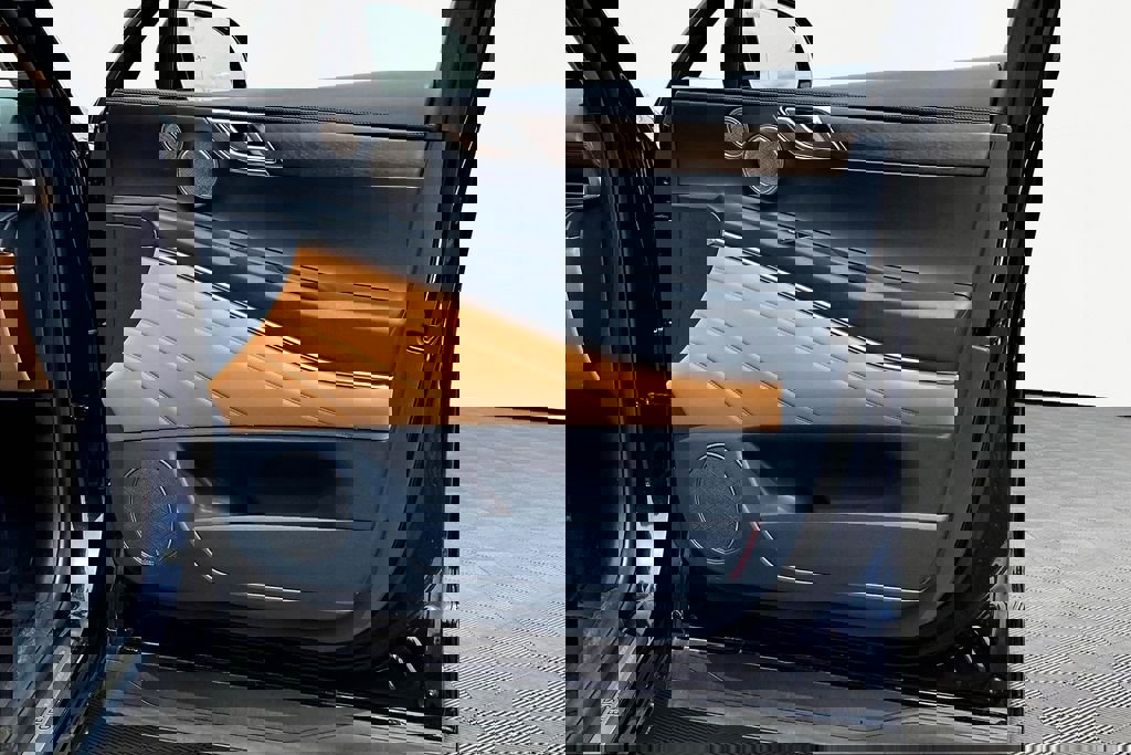 Used 2023 Genesis GV80 2.5T w/ Prestige Package image 24