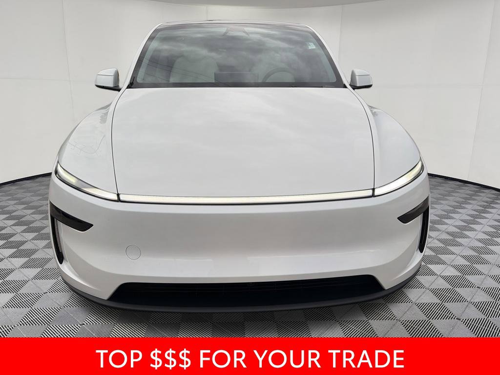 Used 2026 Tesla Model Y AWD image 2