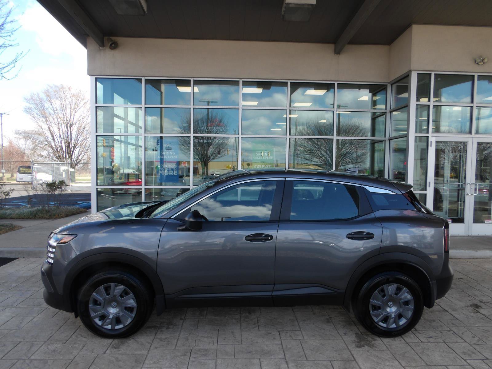 Certified 2025 Nissan Kicks S image 4