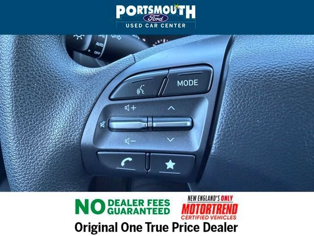 Used 2023 Hyundai Kona SEL w/ Winter Weather Package image 11