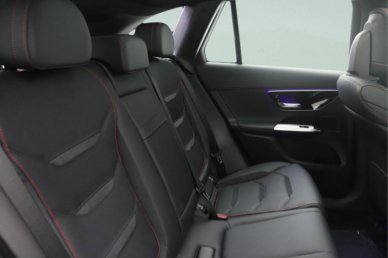 New 2026 Mercedes-Benz GLC 43 AMG 4MATIC image 8