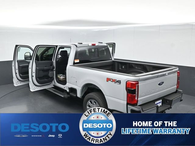 New 2026 Ford F250 Lariat w/ Chrome Package image 55