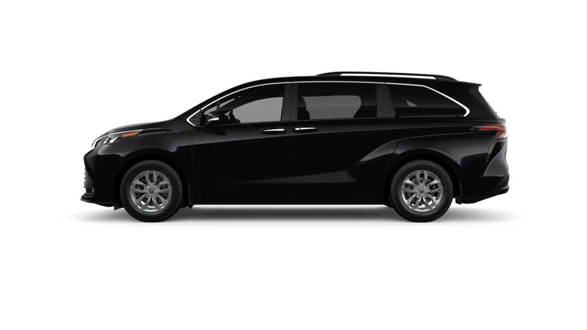 New 2026 Toyota Sienna XLE FWD image 3