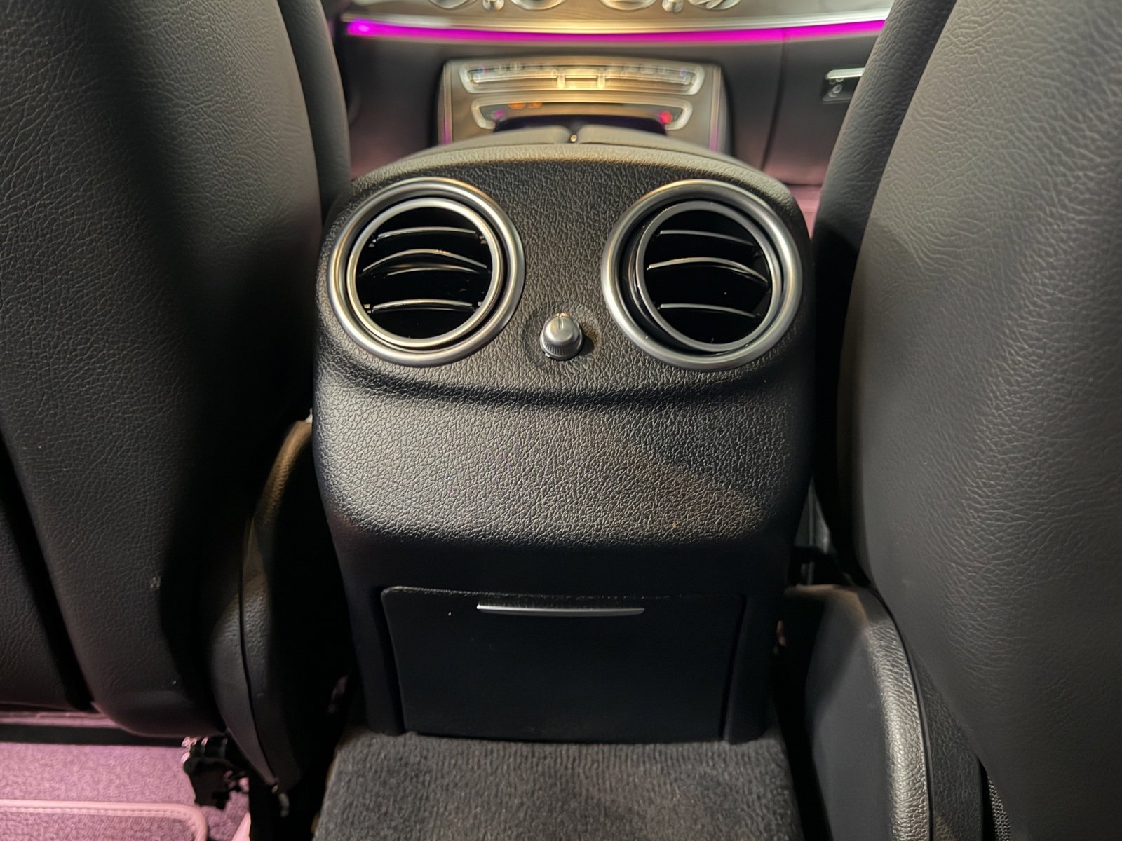 Used 2023 Mercedes-Benz E 350 Sedan image 38