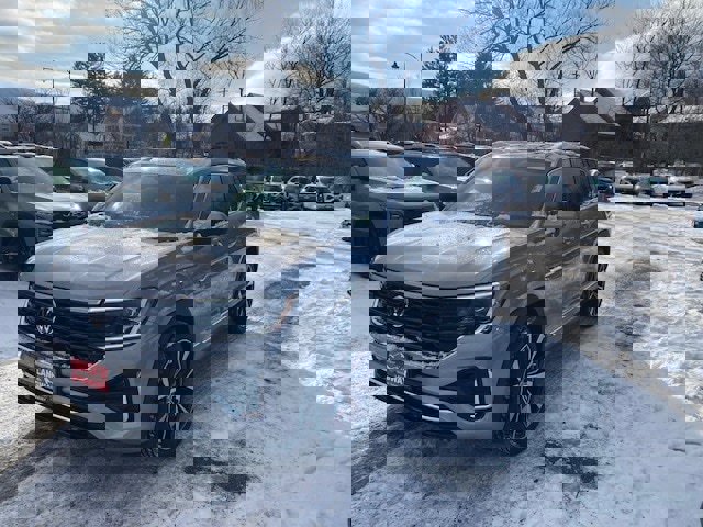 New 2026 Volkswagen Atlas SEL Premium R-Line image 3