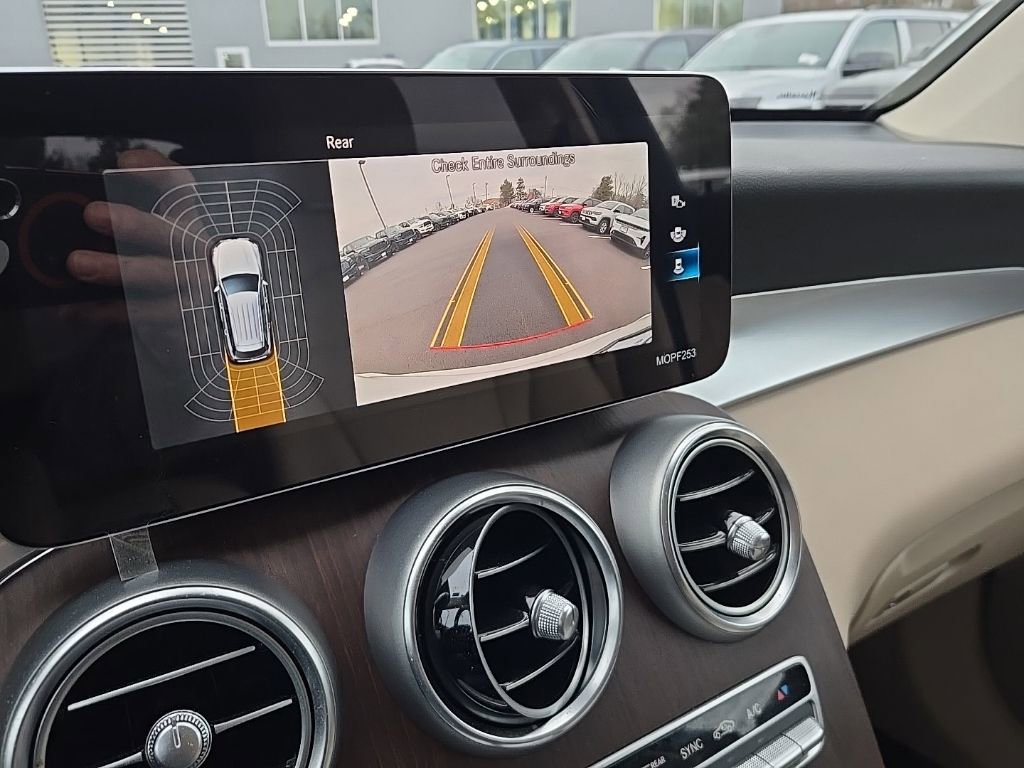 Used 2021 Mercedes-Benz GLC 300 GLC 300 image 27