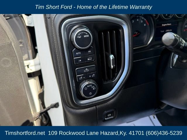 Used 2021 Chevrolet Silverado 1500 LT w/ Work Truck Package AWD/4WD image 9