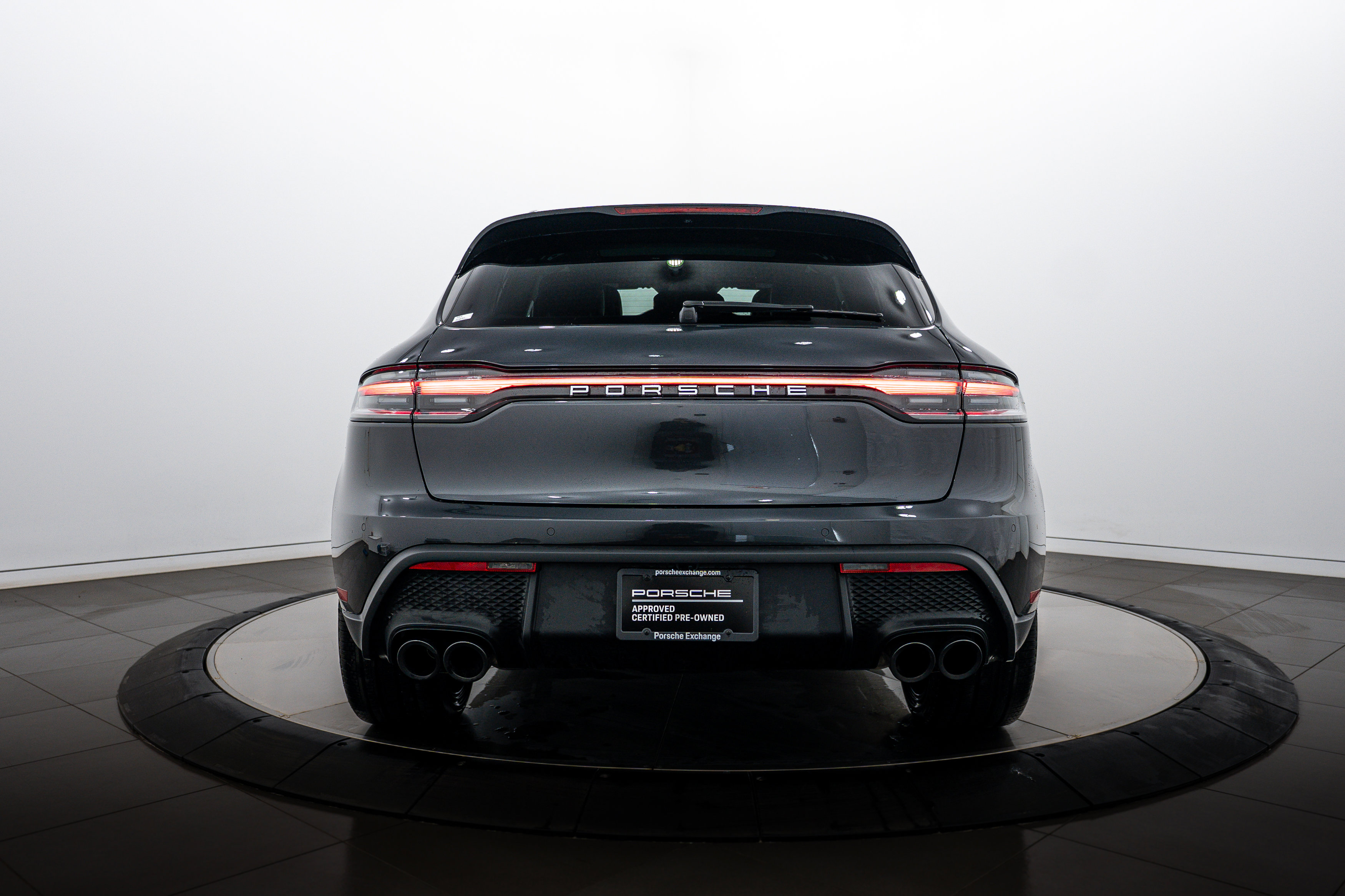 Certified 2026 Porsche Macan image 6