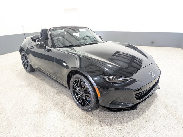 Used 2024 MAZDA MX-5 Miata Club RWD image 9