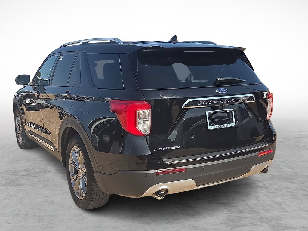 Used 2023 Ford Explorer Limited w/ Equipment Group 301A RWD image 8