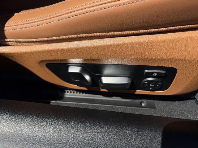 Used 2026 BMW 840i Convertible RWD image 12