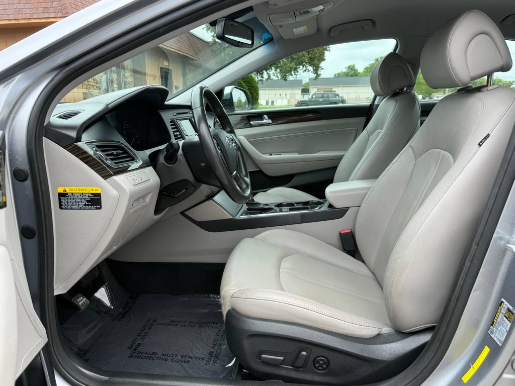 Used 2016 Hyundai Sonata Limited FWD image 10