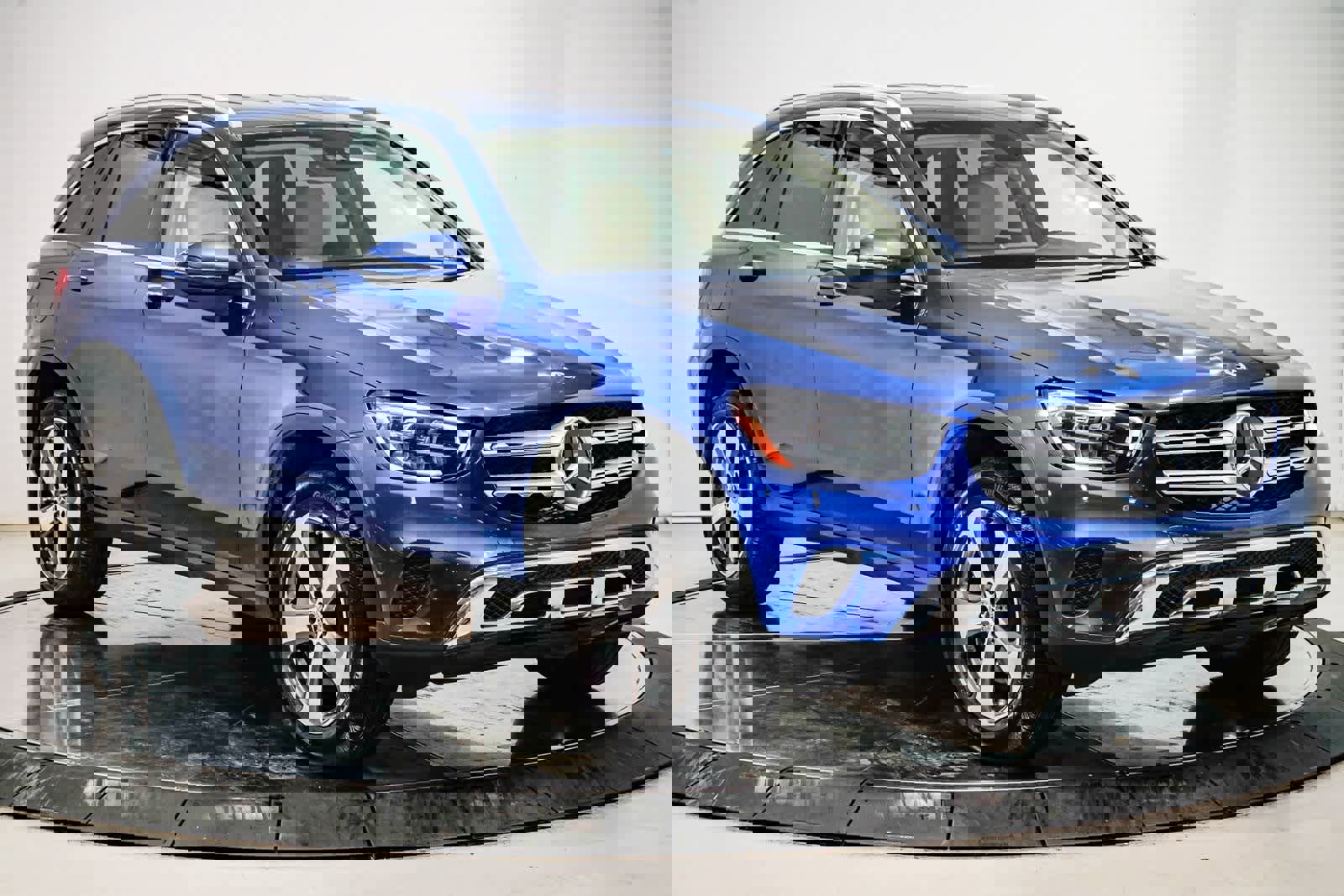 Certified 2022 Mercedes-Benz GLC 300 image 5