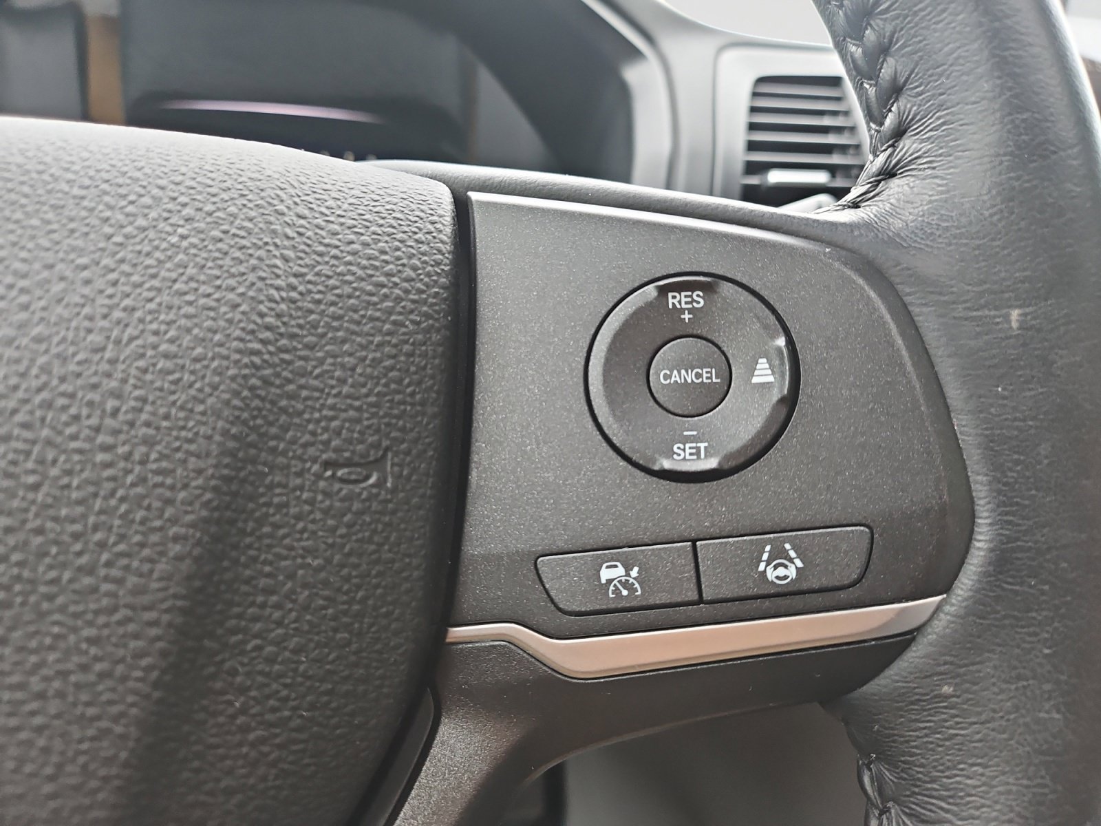 Used 2024 Honda Odyssey EX-L image 29