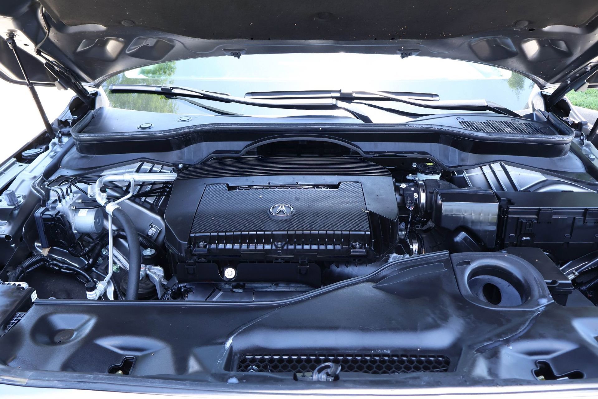 Used 2023 Acura MDX SH-AWD w/ Advance Package image 9