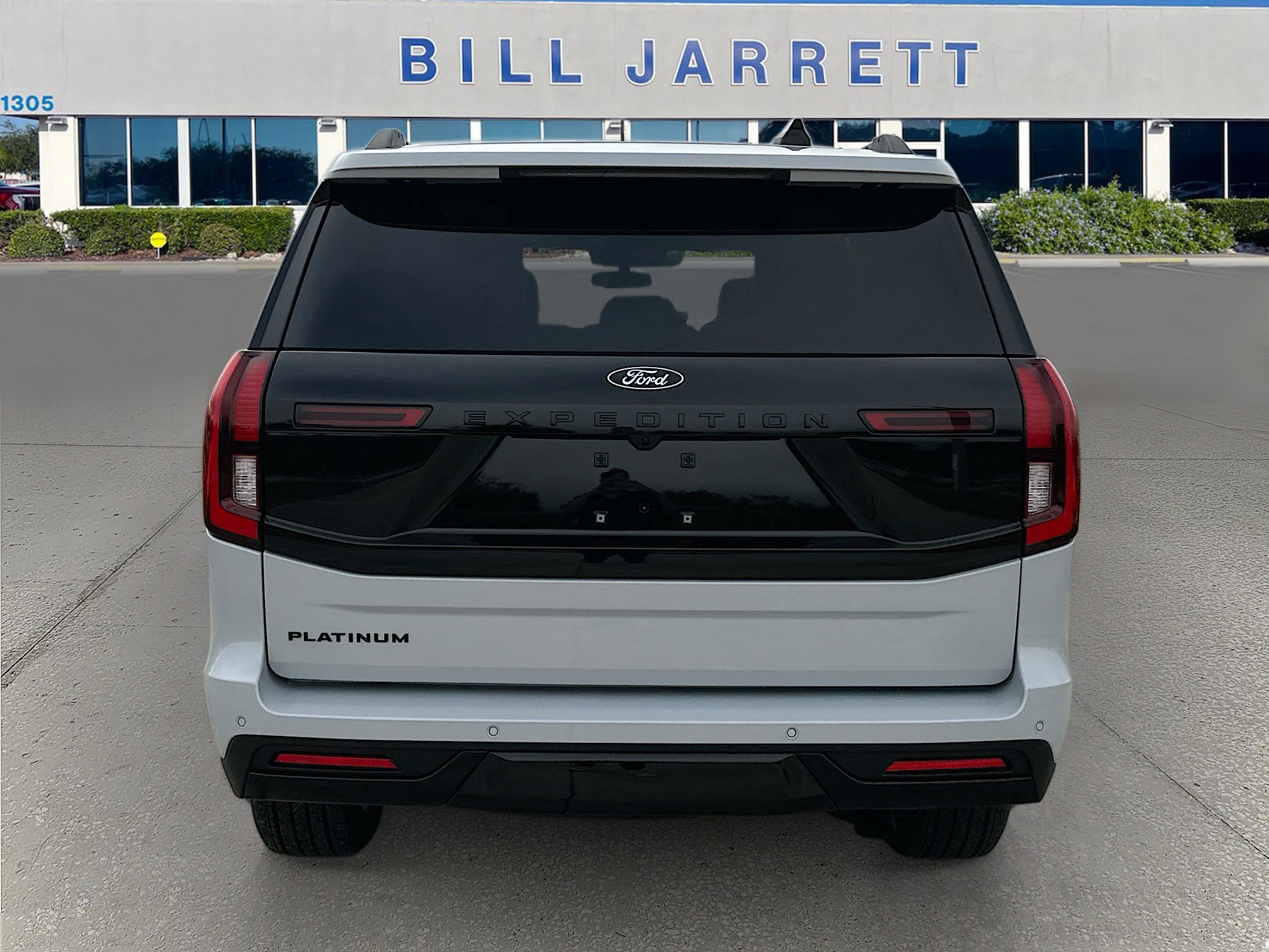 New 2025 Ford Expedition Platinum w/ Stealth Appearance Package image 5