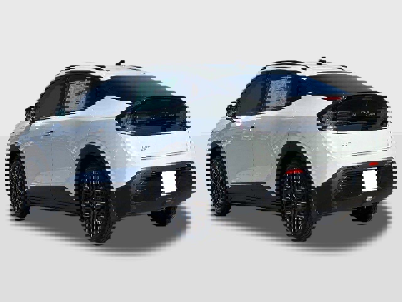 New 2026 Nissan Leaf Platinum+ w/ Cargo Package (Platinum+) image 2