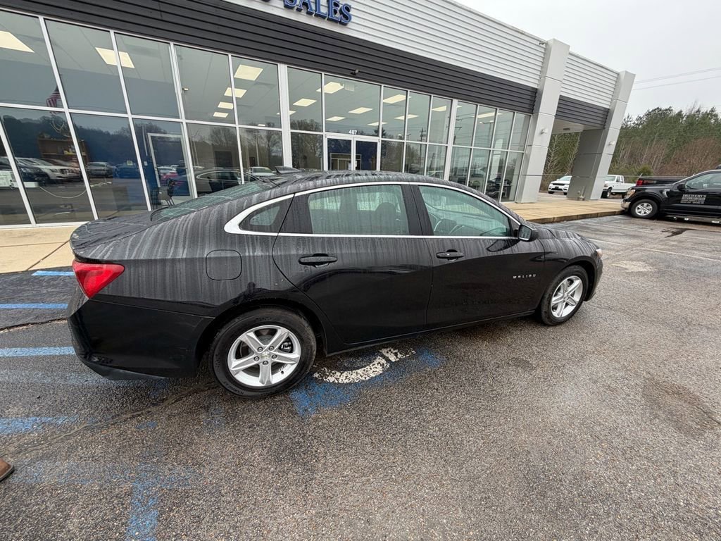 Used 2023 Chevrolet Malibu LT image 5
