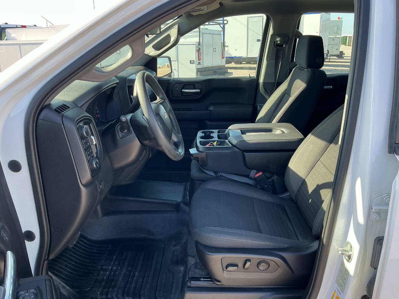 Used 2022 Chevrolet Silverado 1500 W/T w/ WT Safety Package AWD/4WD image 9