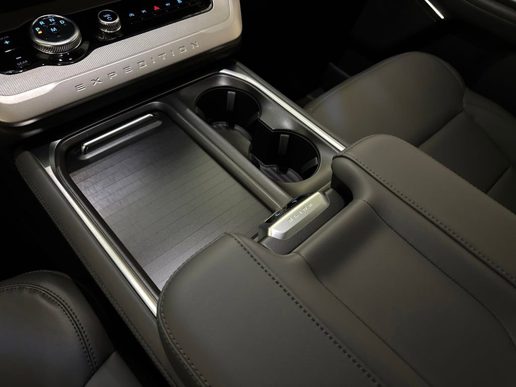 New 2026 Ford Expedition Max Active RWD image 36